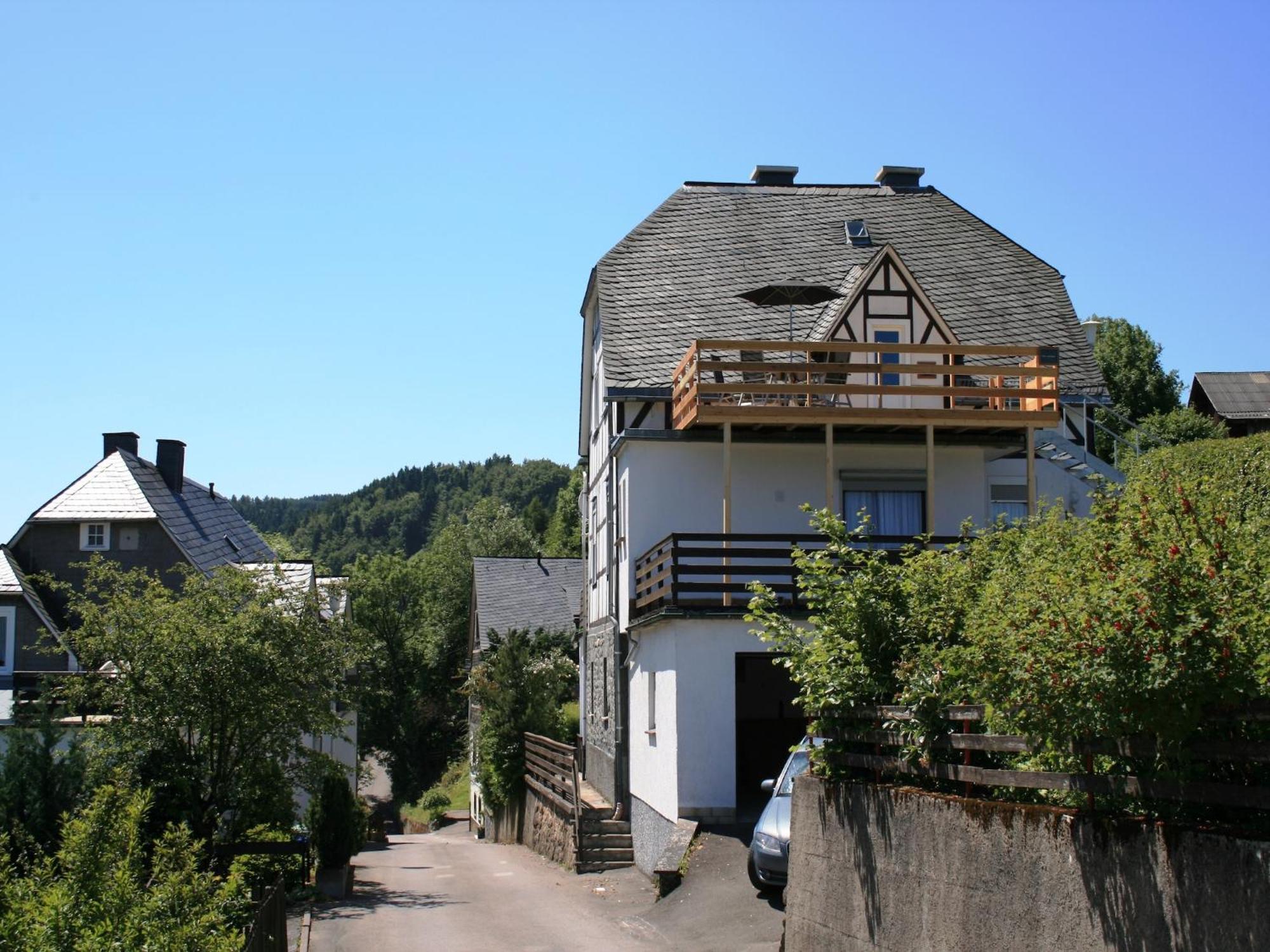 Cosy Apartment In Schwalefeld Near Willingen With Private Terrace Exterior foto