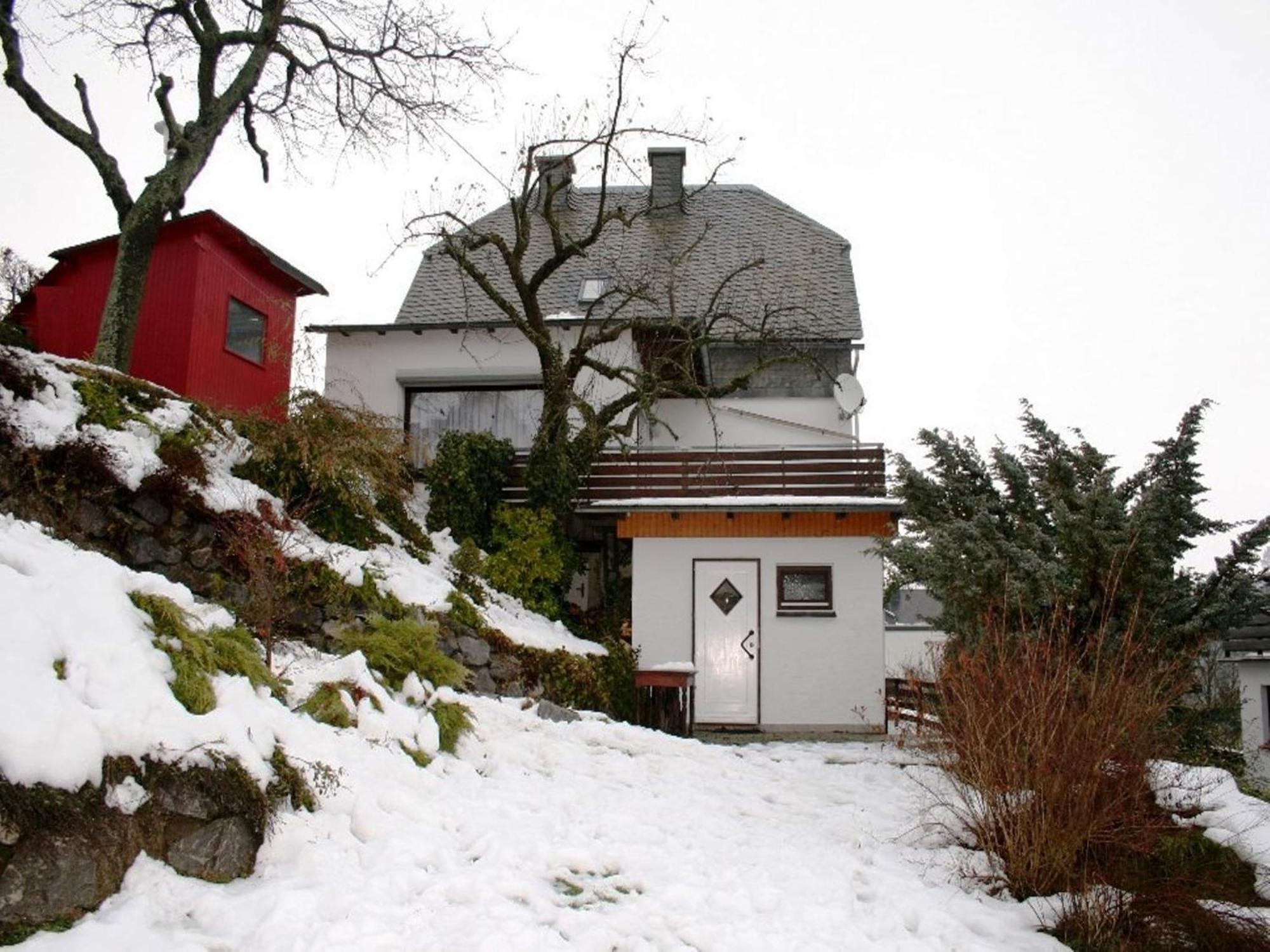Cosy Apartment In Schwalefeld Near Willingen With Private Terrace Exterior foto
