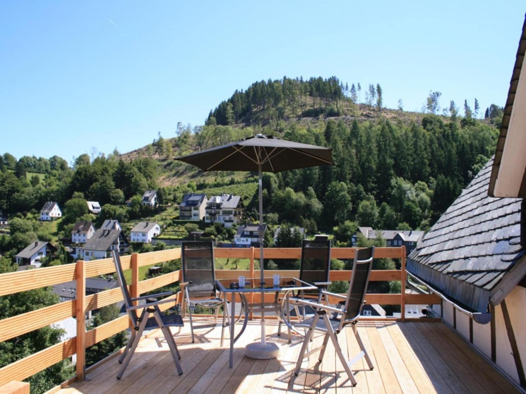 Cosy Apartment In Schwalefeld Near Willingen With Private Terrace Exterior foto